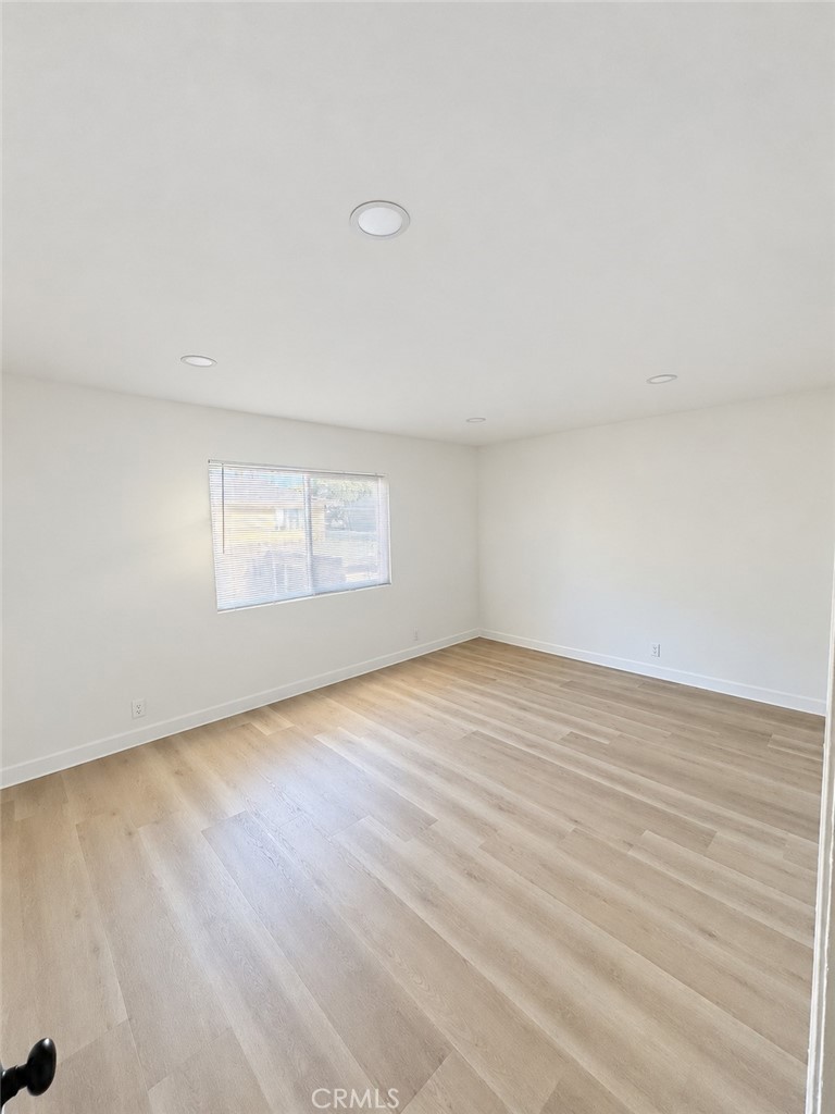 2262 W Colchester Drive E, Anaheim CA 92804 - photo 7