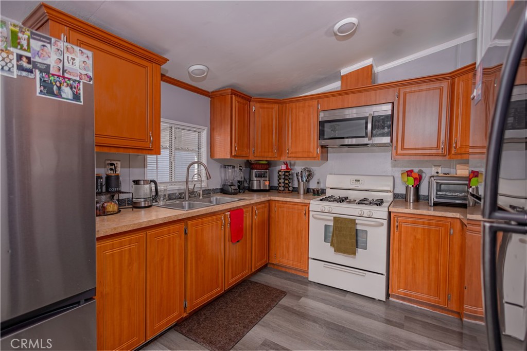 2300 S Lewis 66, Anaheim CA 92802 - photo 8