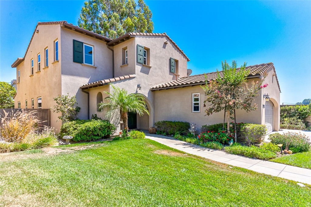 2304 W Canopy Lane 1, Anaheim CA 92801 - photo 1