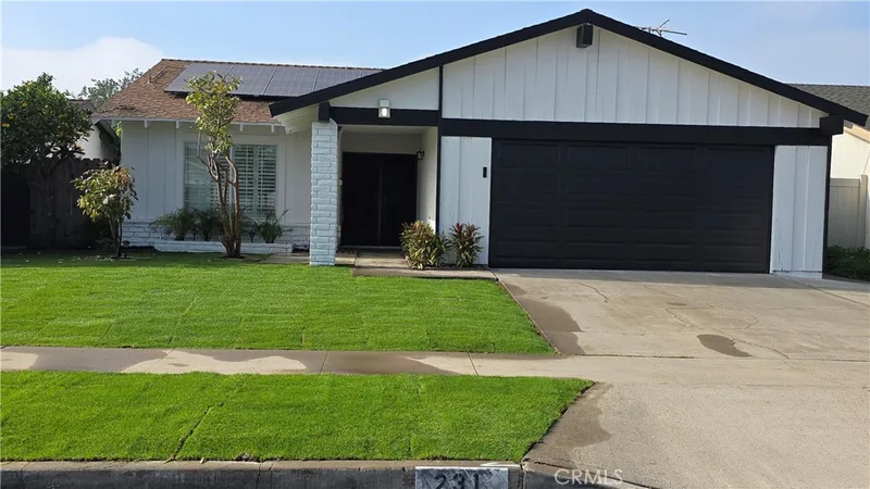 231 S Gain, Anaheim, CA 92804