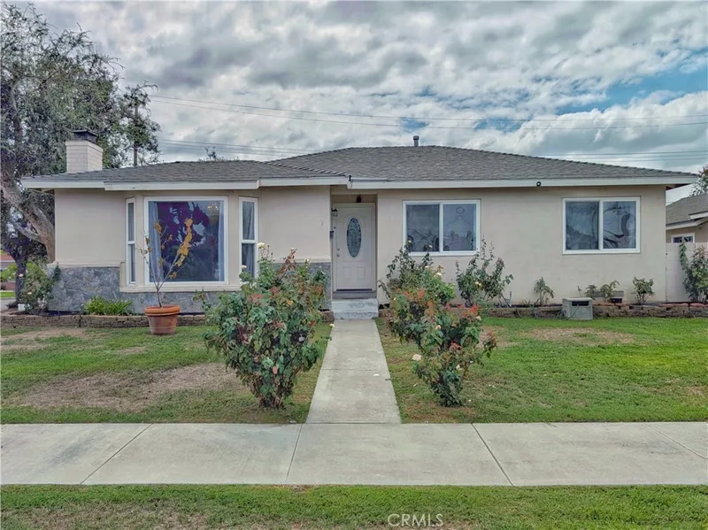 2314 E Alden, Anaheim, CA 92806