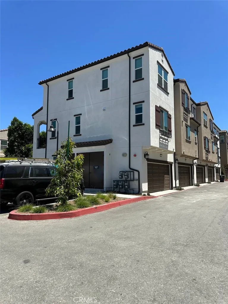 2317 W Broadway 35, Anaheim, CA 92804