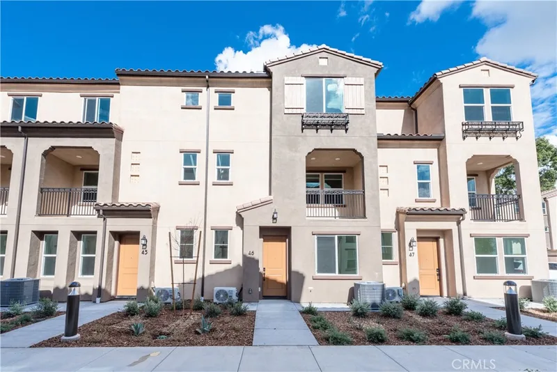 2317 W Broadway 46, Anaheim, CA 92804