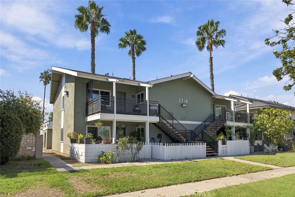 2318 W Greenacre, Anaheim CA 92801 - photo 2
