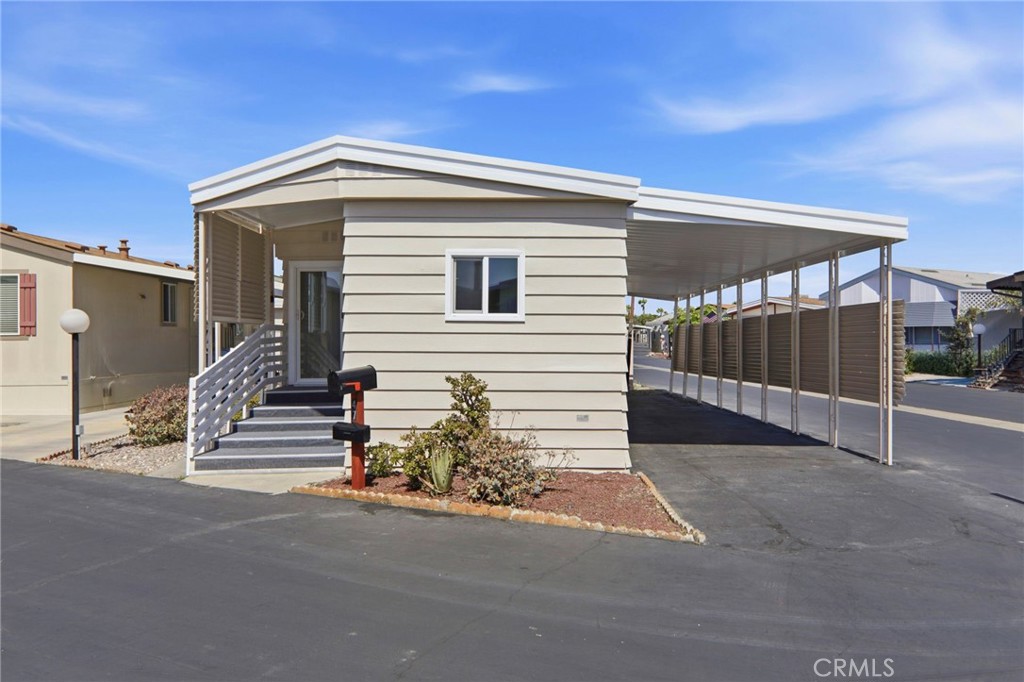 235 S Beach Boulevard 47, Anaheim CA 92804 - photo 1