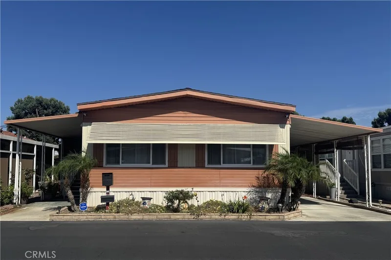 235 S Beach Boulevard M, Anaheim, CA 92804