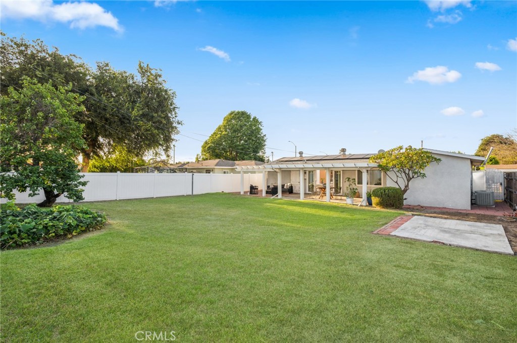 Nestled in the tranquil & highly desirable Anaheim neighborhood - 238 W Wilken Way, Anaheim CA 92802 - photo 1