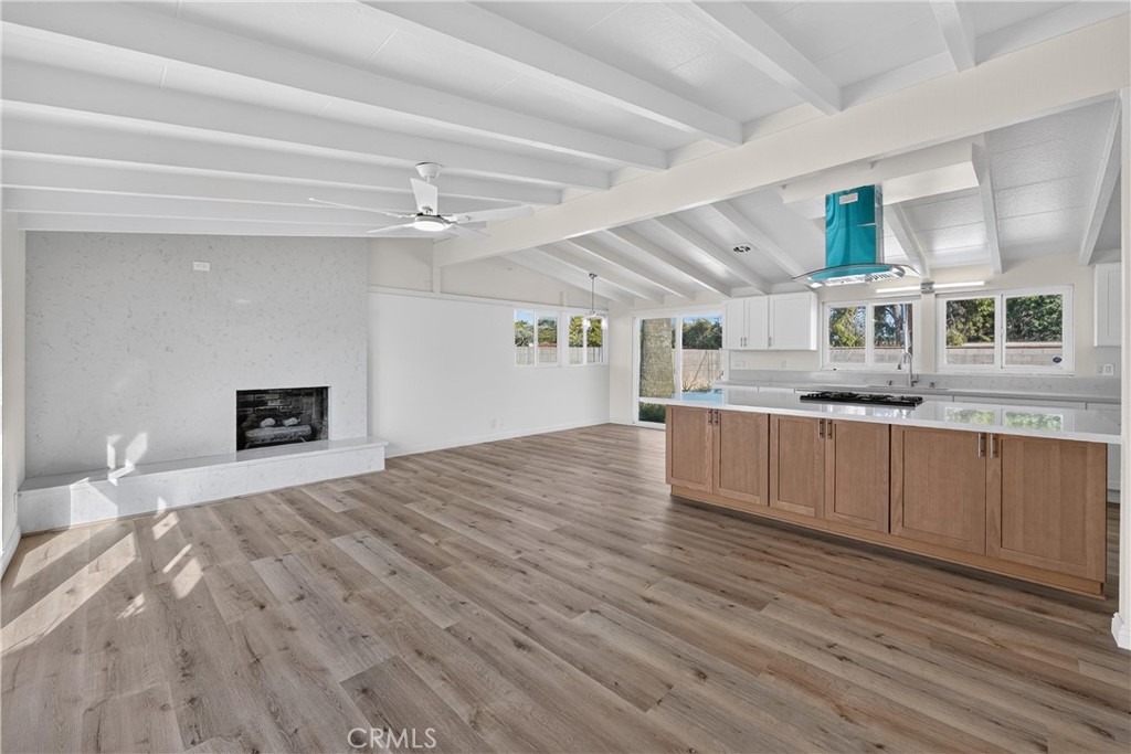2381 W Transit, Anaheim CA 92804 - photo 10