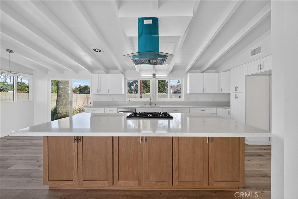 2381 W Transit, Anaheim CA 92804 - photo 15