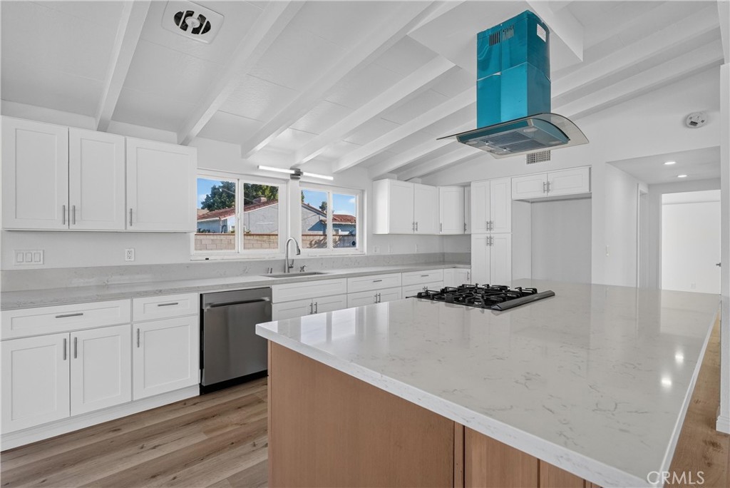 2381 W Transit, Anaheim CA 92804 - photo 16