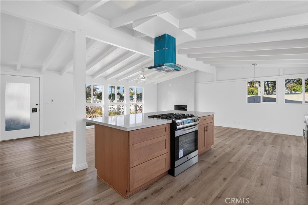 2381 W Transit, Anaheim CA 92804 - photo 18
