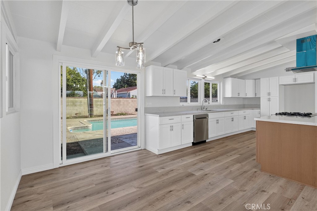 Dining Area - 2381 W Transit, Anaheim CA 92804 - photo 20