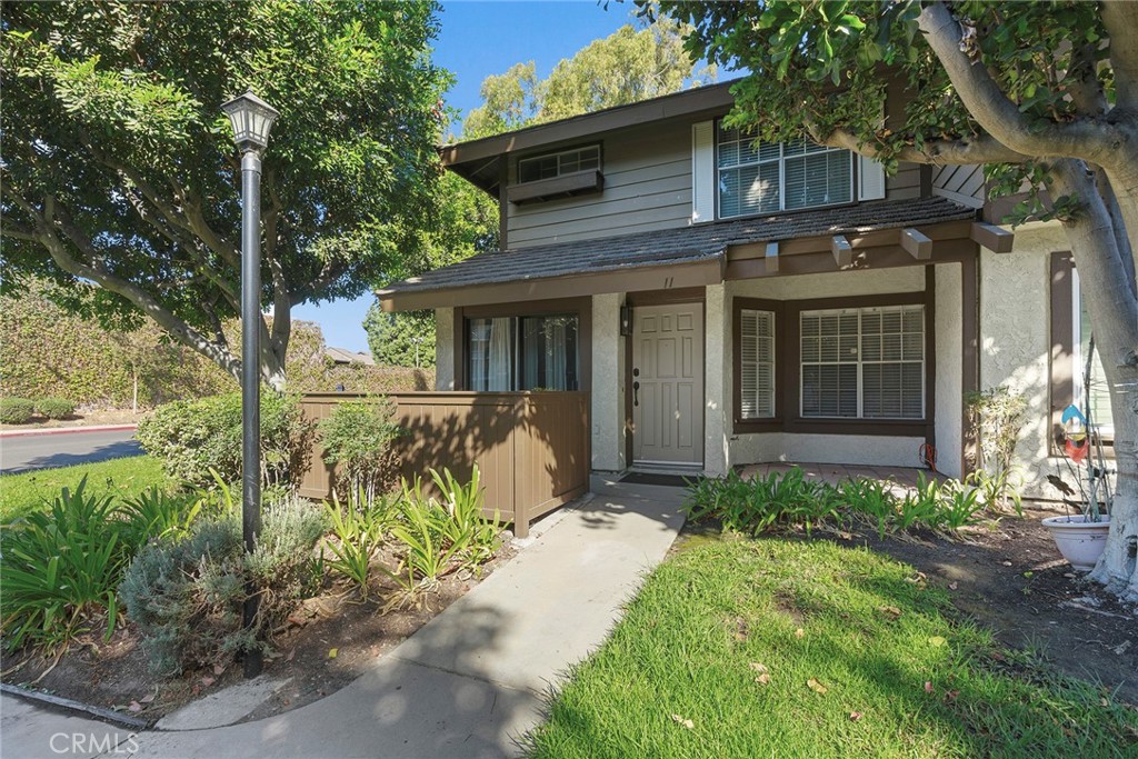 2398 S Willowbrook Lane 11, Anaheim CA 92802 - photo 1