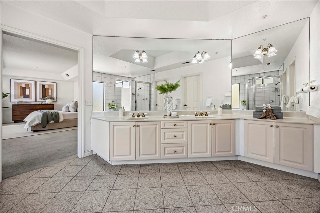 240 S Willowcreek Lane, Anaheim CA 92808 - photo 32