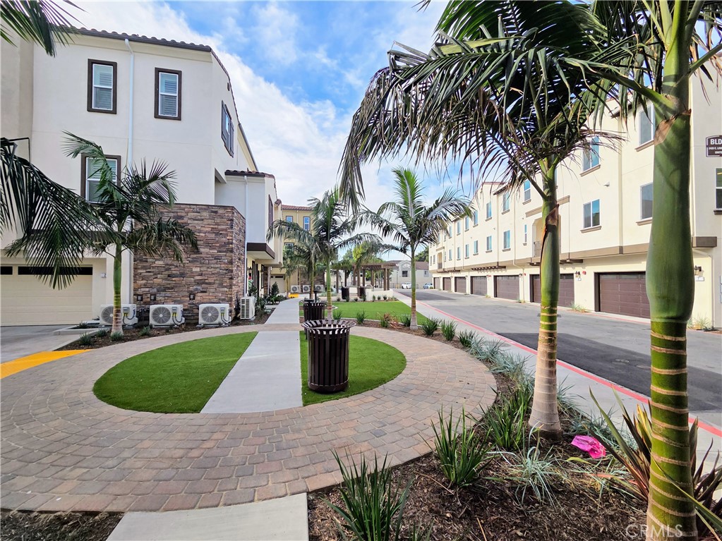 2420 E Lincoln Ave, Anaheim CA 92806 - photo 1