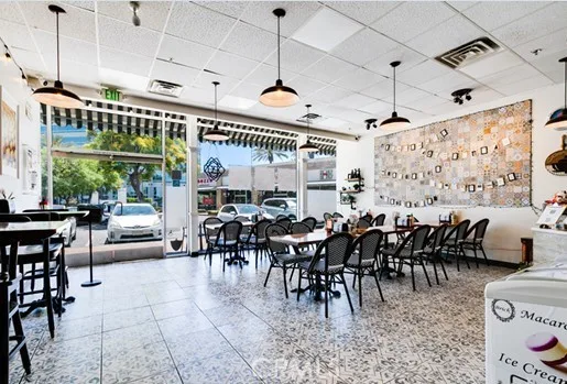 2422 E Katella, Anaheim, CA 92806