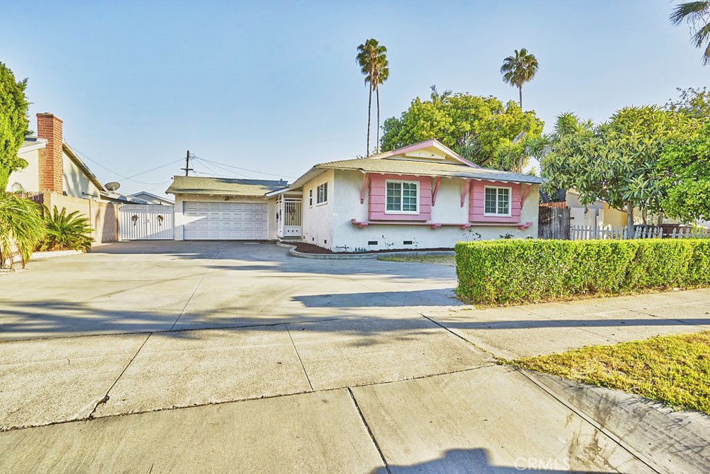 2432 W Orange Avenue, Anaheim CA 92804 - photo 1