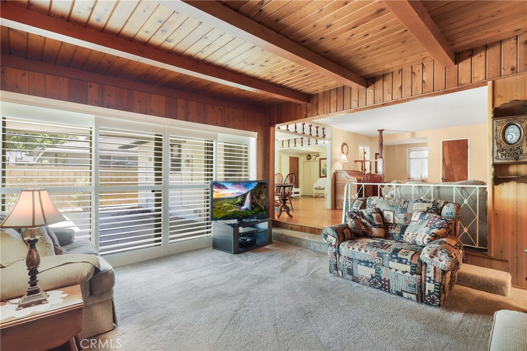 2439 E Paradise Road, Anaheim CA 92806 - photo 9