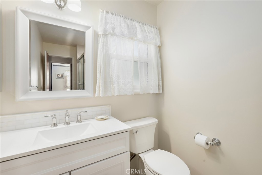 2439 E Paradise Road, Anaheim CA 92806 - photo 31