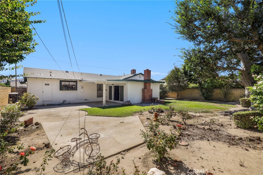 2439 E Paradise Road, Anaheim CA 92806 - photo 37