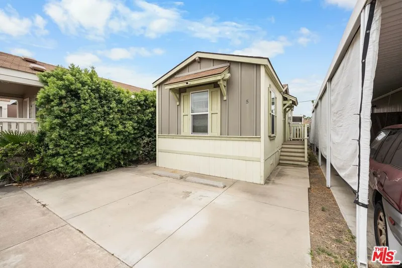250 W Midway Drive 5, Anaheim