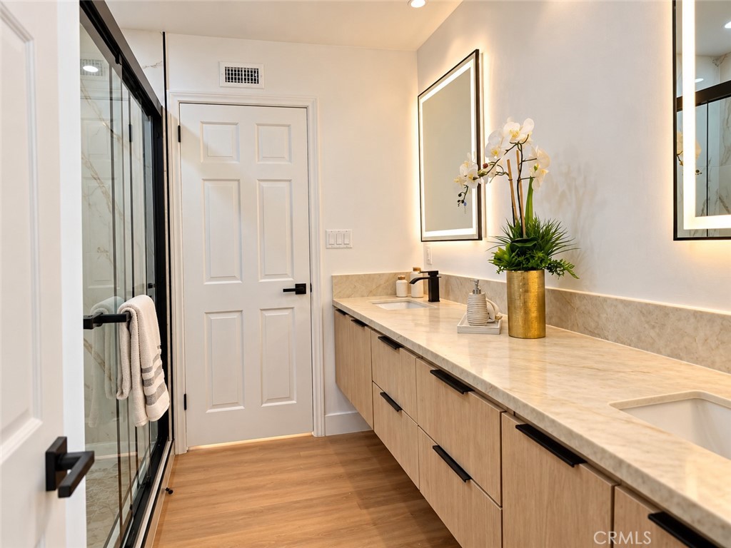 2533 E Tennyson, Anaheim CA 92806 - photo 4