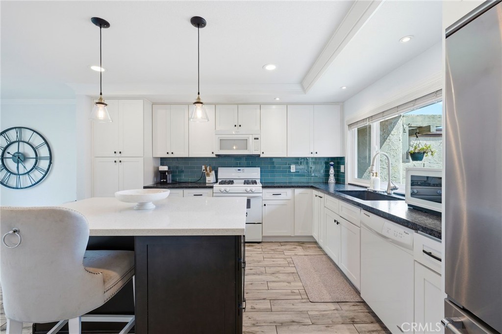 255 S Vista Del Monte, Anaheim CA 92807 - photo 13
