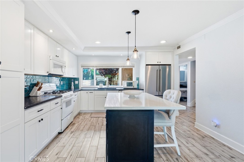 255 S Vista Del Monte, Anaheim CA 92807 - photo 15