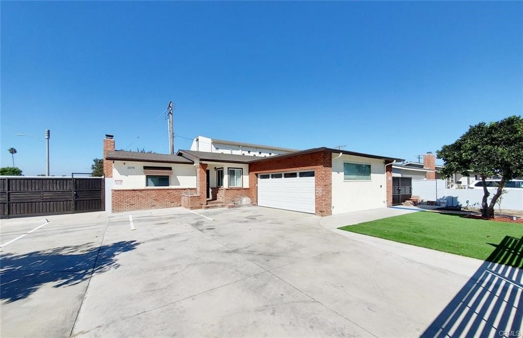 Front Of The House - 2579 W Rome Avenue, Anaheim CA 92804 - photo 1