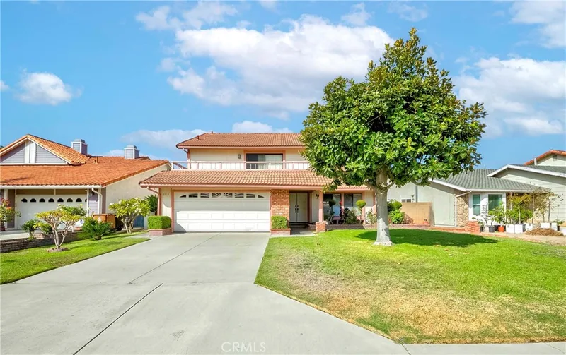 2586 E Riles Circle, Anaheim