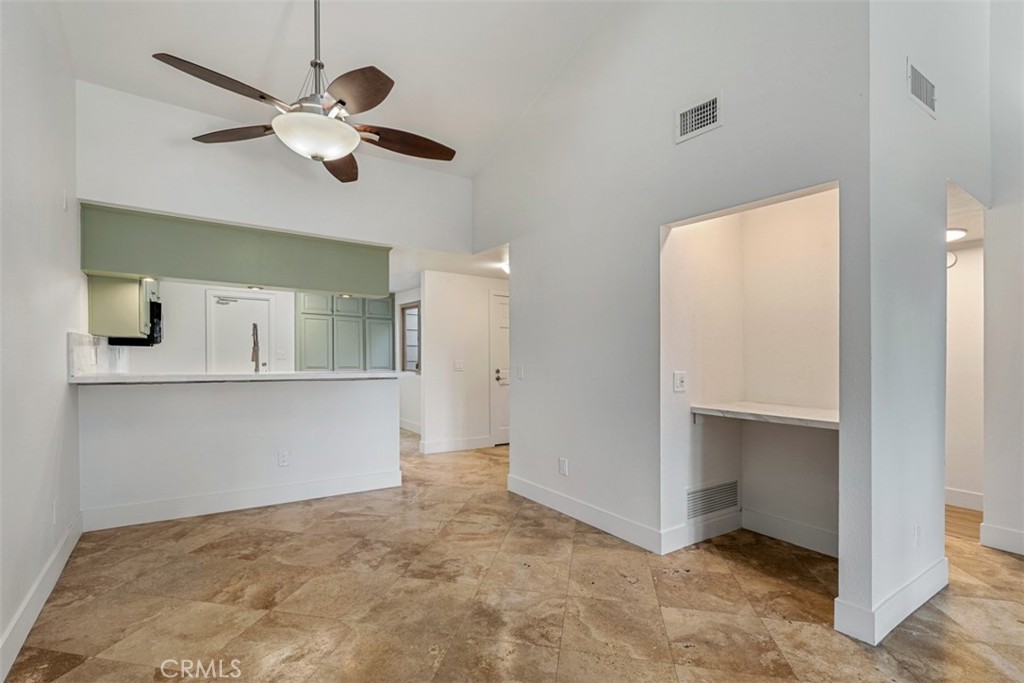 260 E Ponderosa 19, Anaheim CA 92802 - photo 3