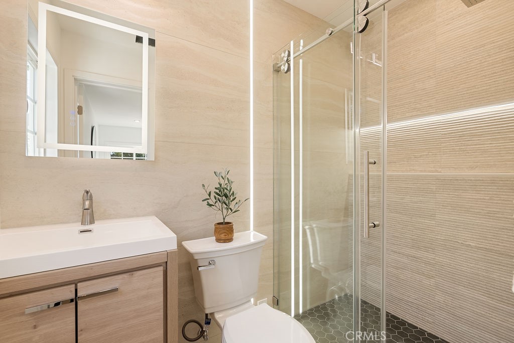 2608 W Palais Road, Anaheim CA 92804 - photo 33