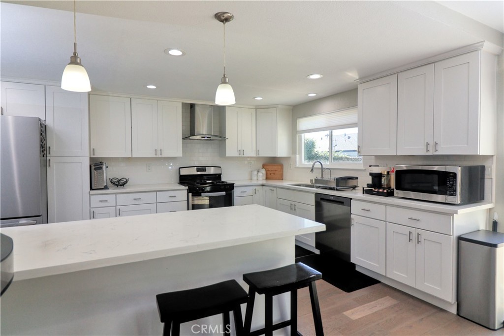 2616 E Maverick Avenue, Anaheim CA 92806 - photo 2