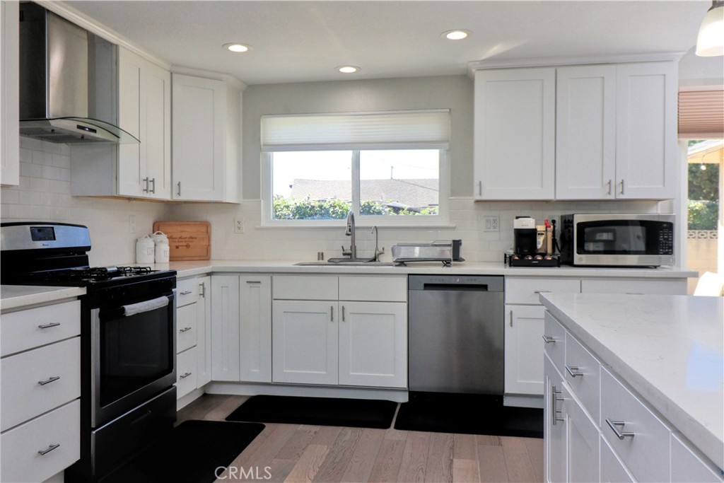 2616 E Maverick Avenue, Anaheim CA 92806 - photo 19
