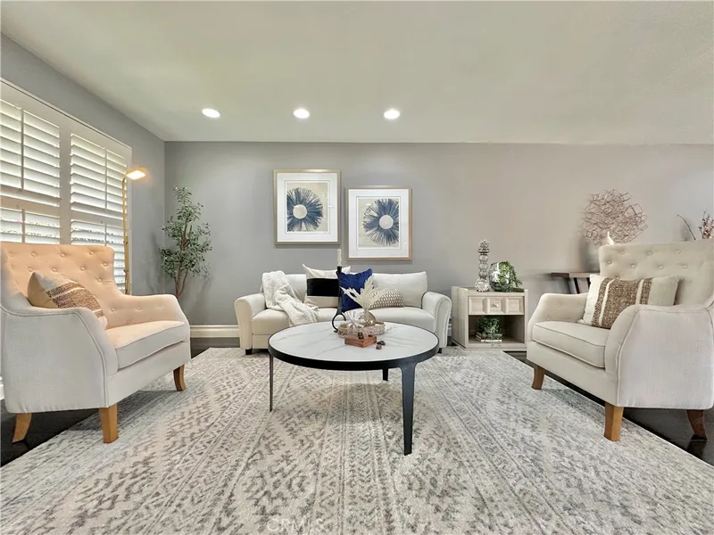 2641 E Paladin Ave, Anaheim, CA 92806