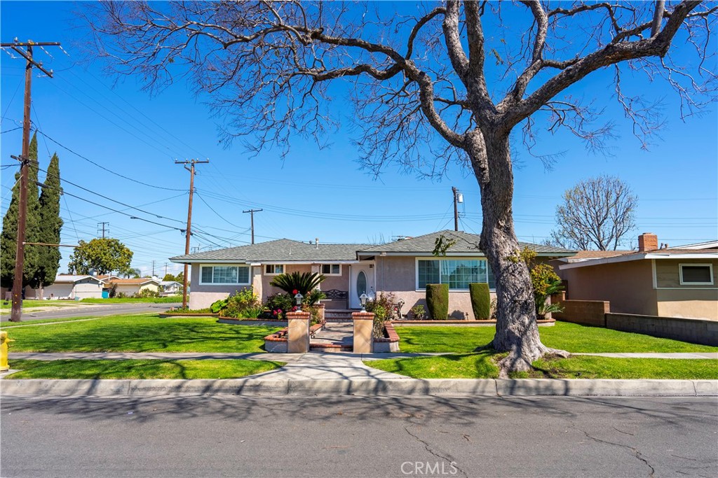 2673 W Yale Avenue, Anaheim CA 92801 - photo 1