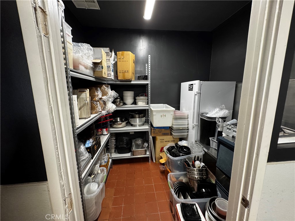 2717 W w. Lincoln, Anaheim CA 92801 - photo 15