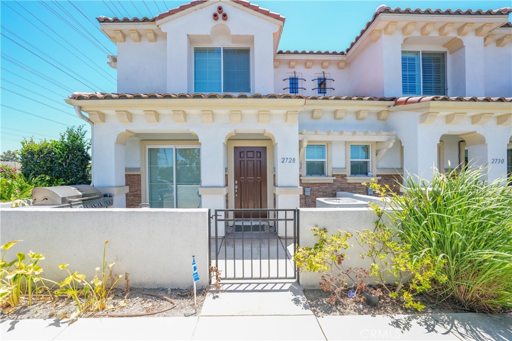 2728 W Ball Road, Anaheim CA 92804 - photo 1