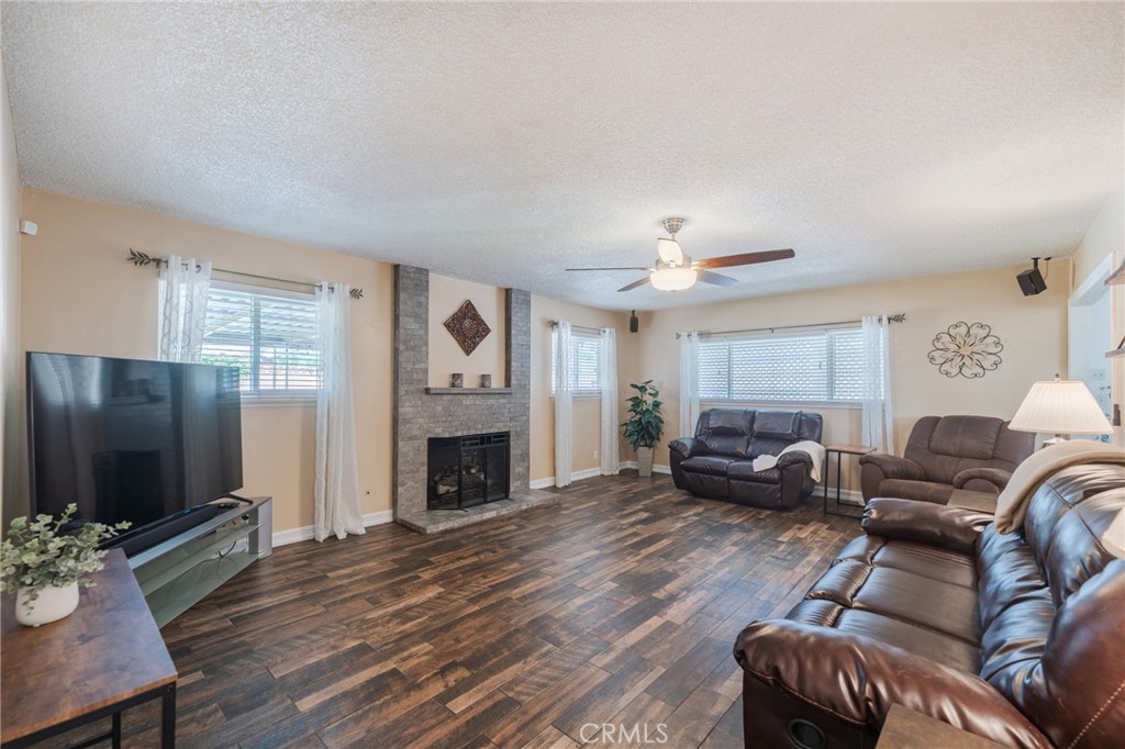 2741 E Viking, Anaheim CA 92806 - photo 7