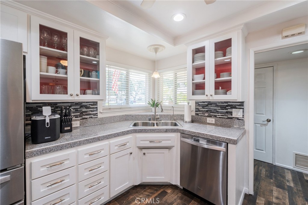 2741 E Viking, Anaheim CA 92806 - photo 19