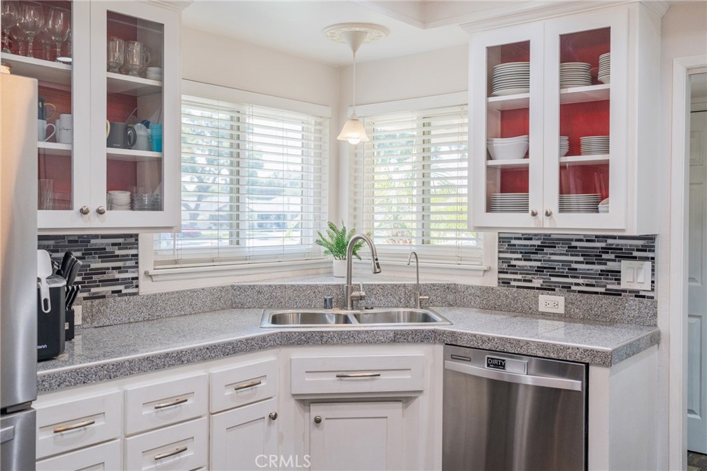 2741 E Viking, Anaheim CA 92806 - photo 23