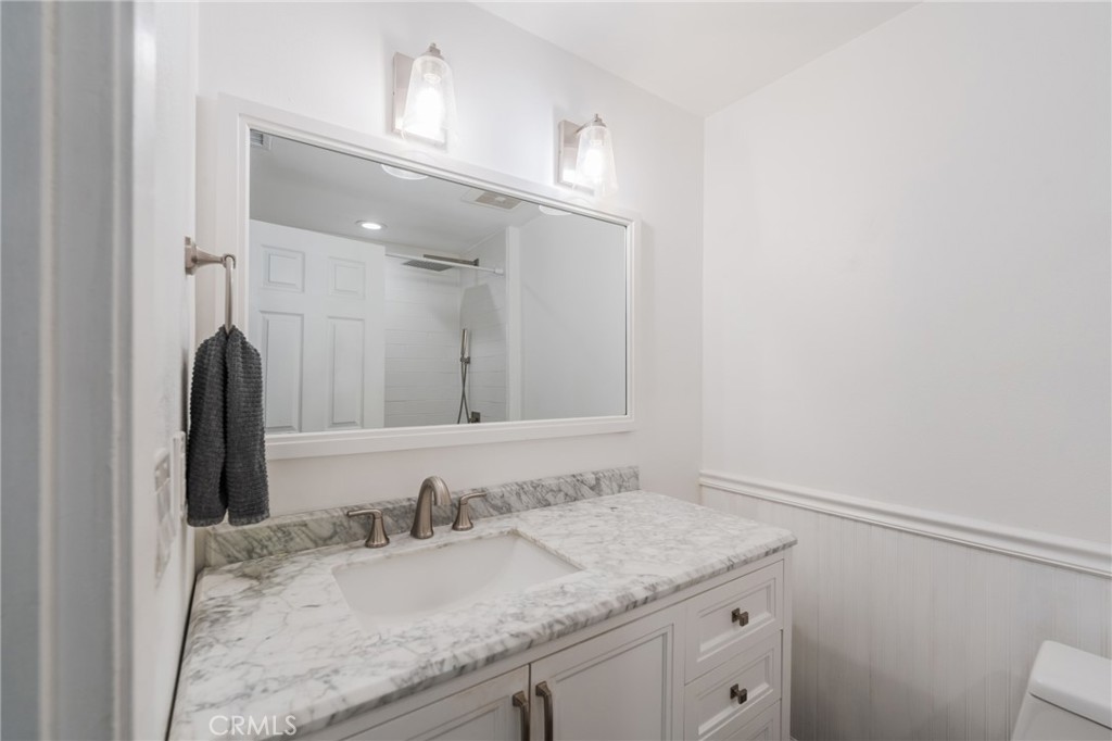 2741 E Viking, Anaheim CA 92806 - photo 32