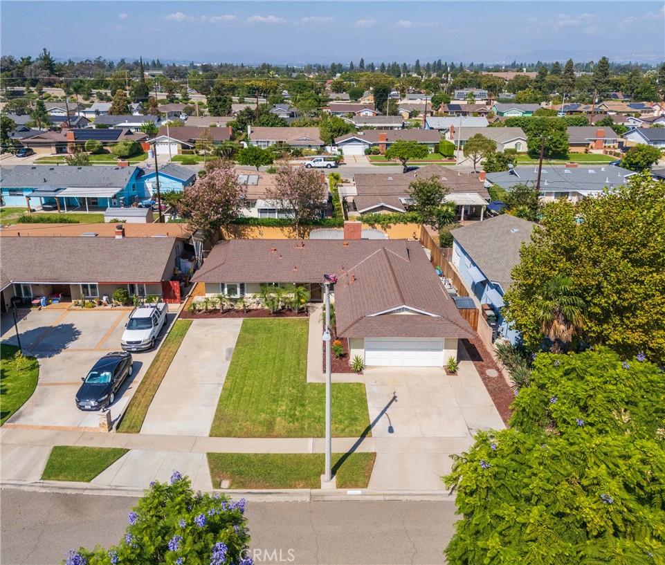 2741 E Viking, Anaheim CA 92806 - photo 43
