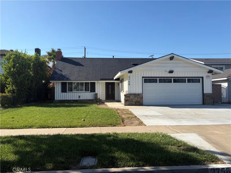 2758 W STOCKTON, Anaheim, CA 92801