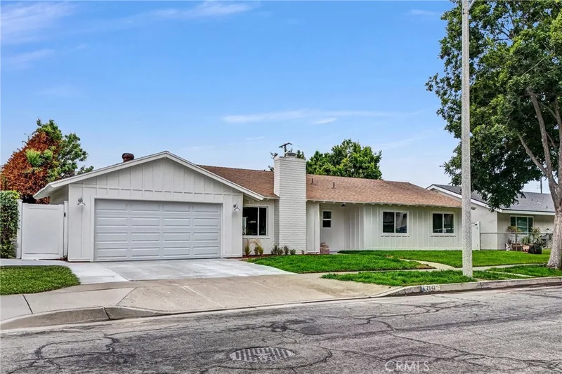 2842 E Virginia Avenue, Anaheim, CA 92806