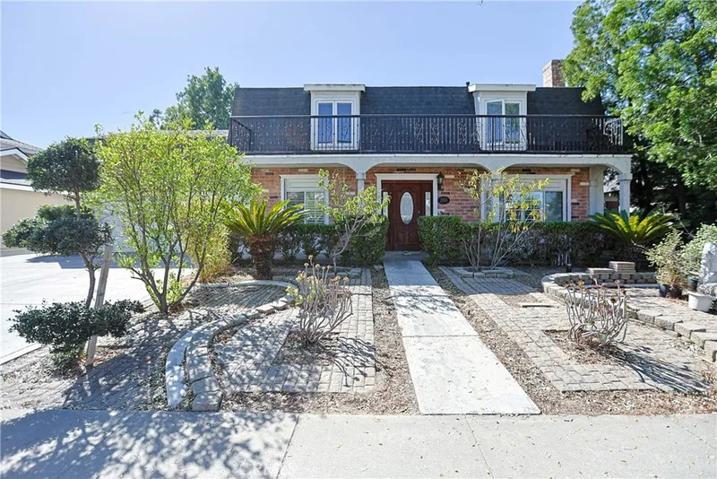 2906 E Collyer Lane, Anaheim