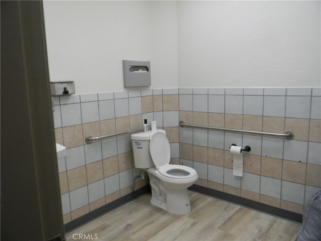 3028 -3030 W Ball, Anaheim CA 90804 - photo 25