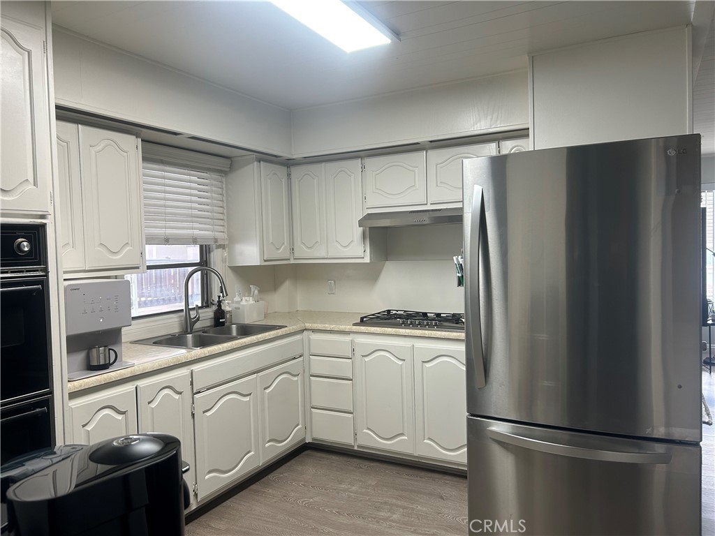 3050 W Ball 178, Anaheim CA 92804 - photo 5