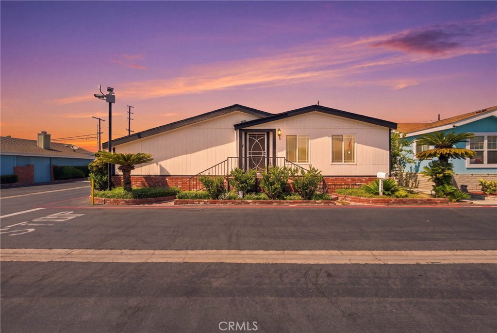 3050 W Ball Rd 200, Anaheim CA 92804 - photo 2