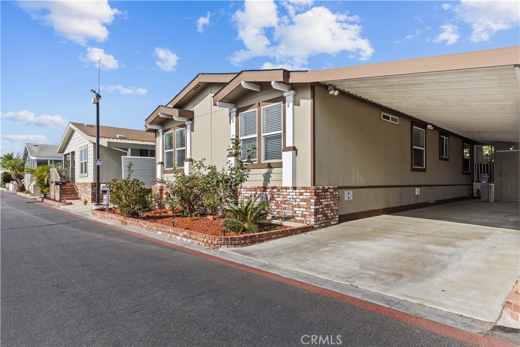3050 W Ball Rd 29, Anaheim CA 92804 - photo 3